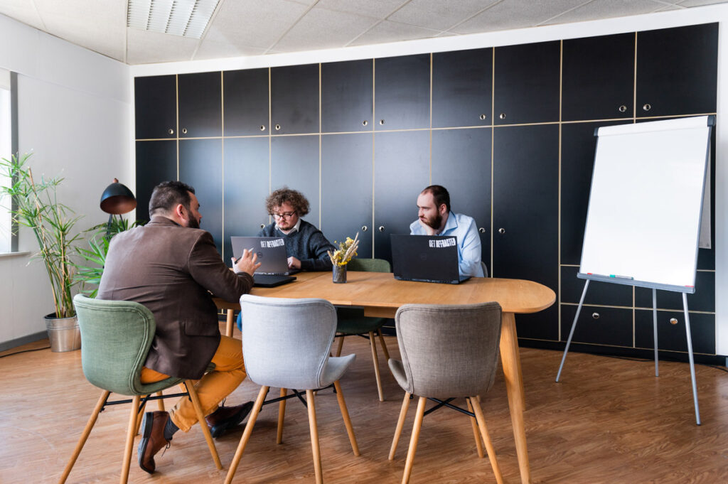 How to communicate a cybersecurity breach to costumers and stakeholders